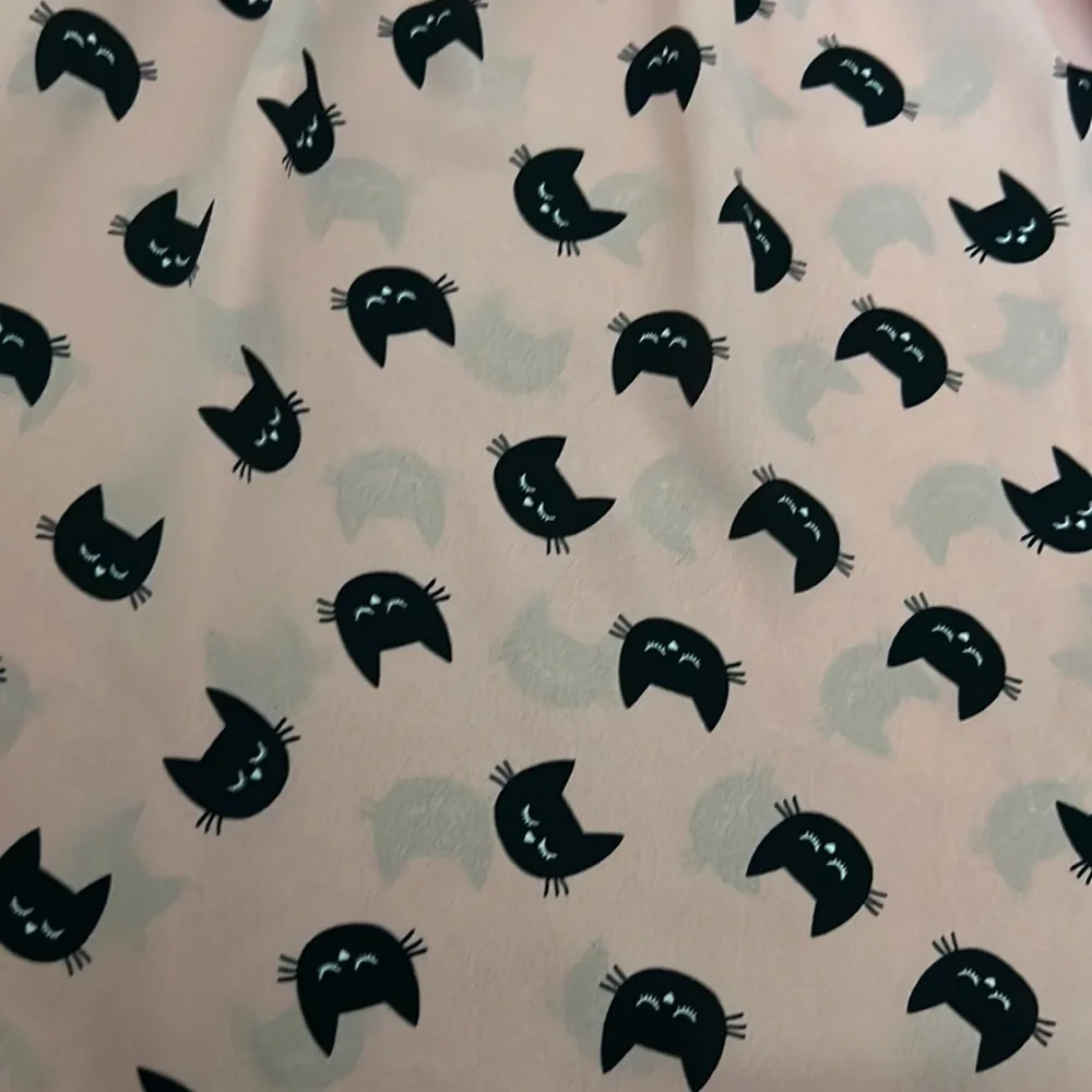 Lily Bleu Cat Top Size Medium 10/12